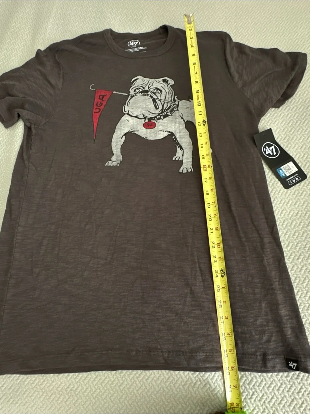47 Men's Charcoal Bulldog Graphic T-Shirt - UGA NEW with tag SZ large